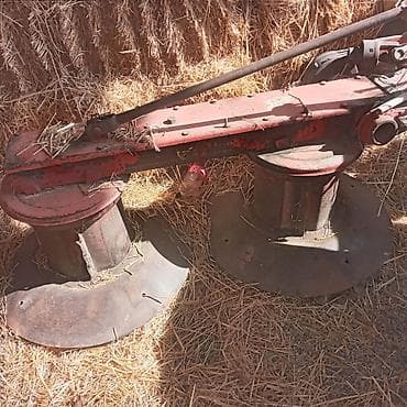 Məhsul: T-40 seriyalı traktor və ot biçən avadanlıqları komplekti