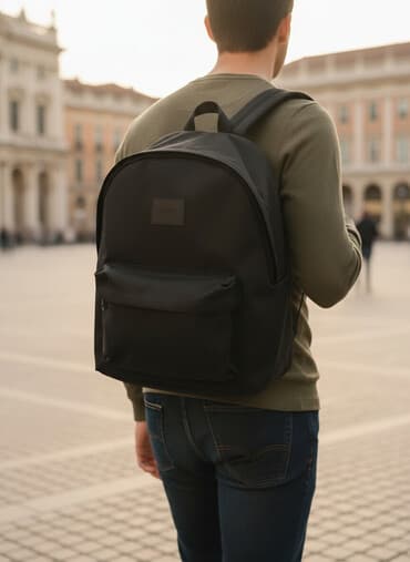 купить бу чемодан: DV’ERS markalı, tək rəngli, qara rəngli kürək çantası. Bu sırt çantası — 1