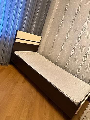 Tekneferlik kravat embawood matrasla satilir,110 AZN ölçü 2m *90 9