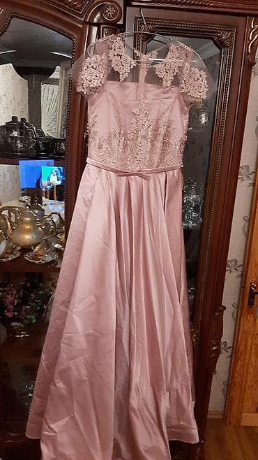 sensorlu saat: 50 azn alinib, 4 saatliq geyinilib. M razmerdir.25 azne satilir — 5