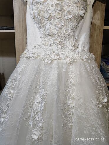 фата койноктор: Gəlinlik – güpür və çiçək işləməli - Rəng: ağ az moloçnuluq var — 2