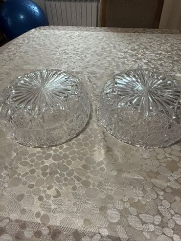 meyvə şəkilləri: Bu şəffaf kristal meyvə qabları, müxtəlif naxışlarla — 2