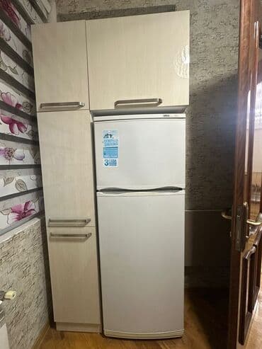 Микроволновки: 2 двери Beko Холодильник Продажа, цвет - Белый, Встраиваемый — 2