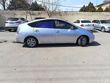 raf satilir: Salam maşın yaxşı vəziyyətdədi, salon səliqəli açarsız daxil olma — 8