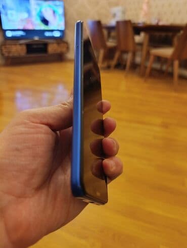 telfonlar işlənmiş: Redmi 8A, 64 GB, rəng - Göy, Qırıq — 5