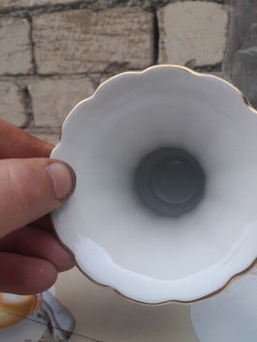 miller qaynaq aparati: Bir vaza, Farfor — 3