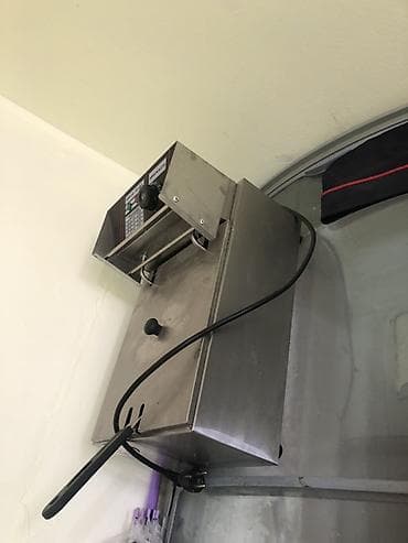 kafe divanı: Satış üçün kafe/fast‑food avadanlıqları paketi Məhsul tərkibi: - — 6