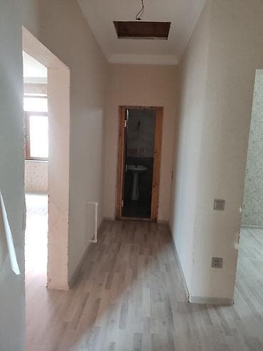 suraxanida evler: Sarayda 3 otaqlı kirayə həyət evi kirayə verilir. Yola, marketlərə — 7