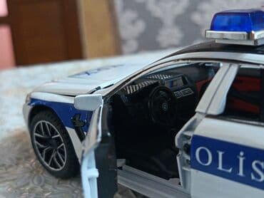 qolf topu: Yol Polisi (YPX) dizaynlı metal oyuncaq avtomobil modeli - Korpus — 2