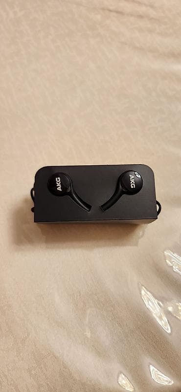 micro qulaq: Orijinal AKG qulaqlıq. Amerikadan getirilib. Vietnam istehsalı — 1