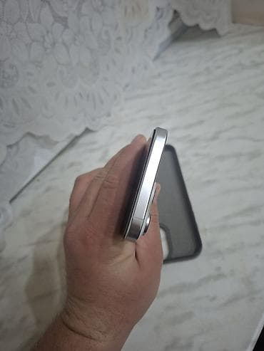 TV və video: IPhone 16 Pro Max, 256 GB, Gümüşü, Face ID — 3