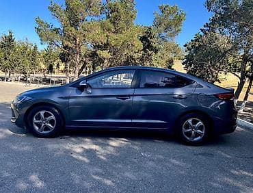 raf masin: Hyundai Avante: 1.6 l | 2017 il Sedan — 3