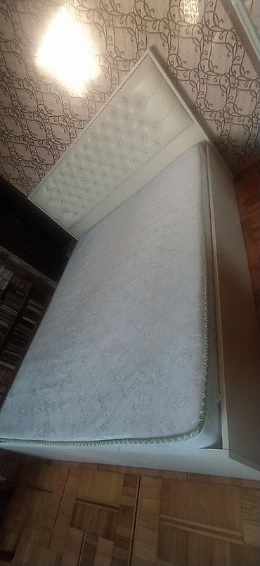 Çarpayılar: İşlənmiş, İkinəfərlik çarpayı, Bazalı, Matras ilə, Siyirməsiz — 2