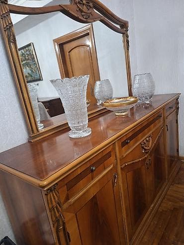 Ev satilib diye tecili evden cixmalidi qiymet 4 ne aiddi ayri — 2