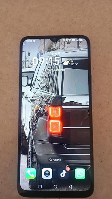 Smartfon – Android Xüsusiyyətlər: - Ekran: tam ekran, damla-naqışlı — 1