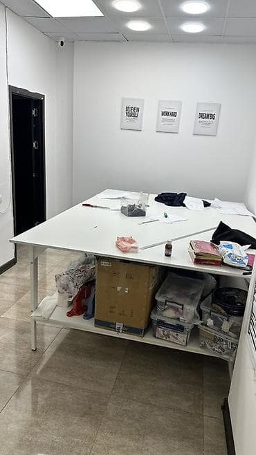 Açılmayan, Kvadrat masa lalafo.az -da Açılmayan, Kvadrat masa