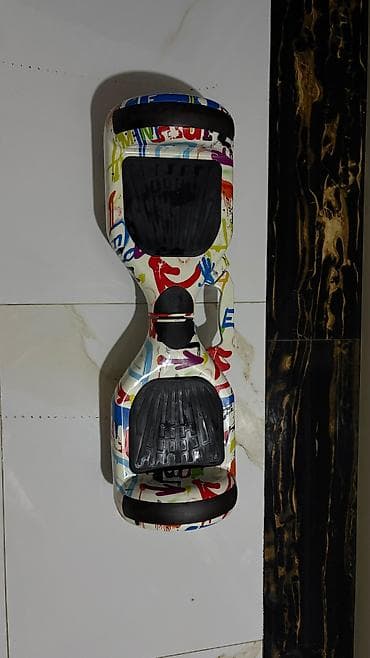 adapt: Elektrikli hoverboard ev daxilində işlədilib əla vəziyyətdədir — 5