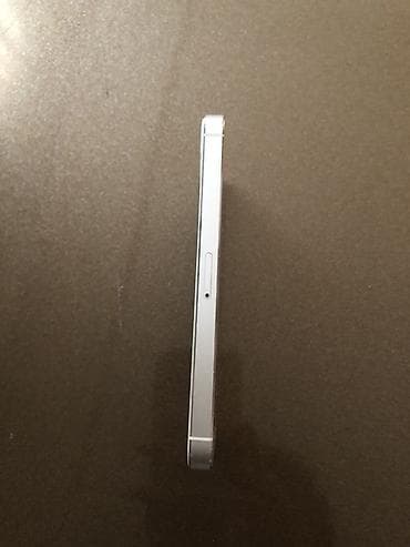 iphone 5 's: IPhone 5, 64 GB, Gümüşü — 4