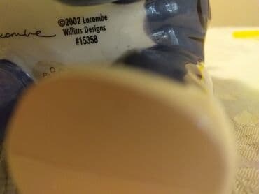 qiz polis sekilleri: Heykəlciklər — 4