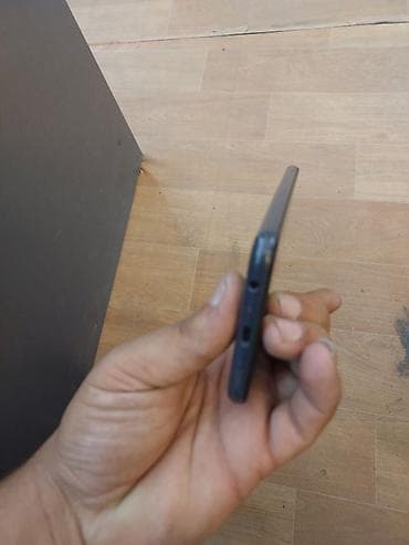 apple iphone 15 pro max: Samsung Galaxy A13, 128 GB, rəng - Qara, İki sim kartlı — 1