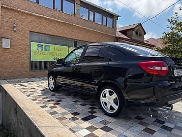 lada karopka: VAZ (LADA) Granta: 1.6 l | 2025 il 13000 km Sedan — 4