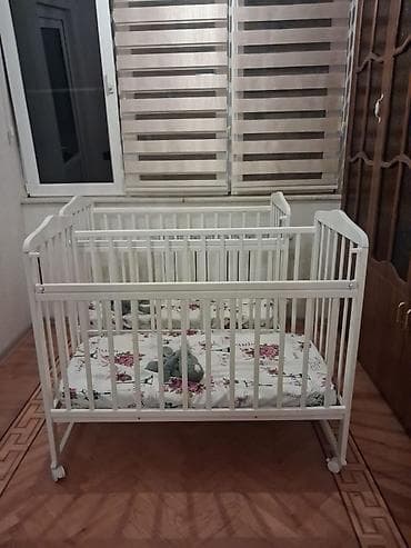 Dilek Usaq besiyi 2 ededdir satilir 100 azn 1 ededi. Heç bir deffekti — 2