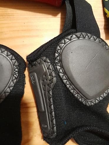 Futbol dəsti.bahalı və elastik original məsuldur.hər biri Moskvada