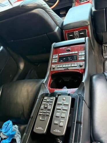 hybrid avtomobillər qiymətləri: Lexus LS: 4.6 l | 2009 il Sedan — 11