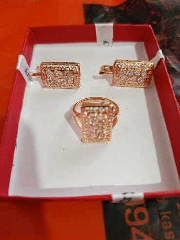 женские толстовки на молниями: Üzük və sırğalar - Metal: qızılı tonlu qirmizi rus qizili rengi - — 1