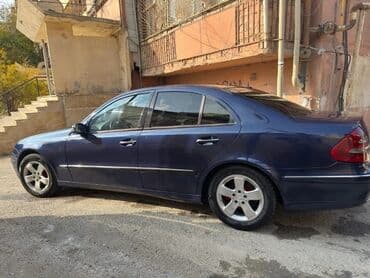 ucuz balaca masinlar qiymeti: Mercedes-Benz E-Class: 2.2 l | 2002 il Sedan — 2
