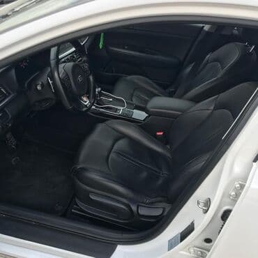 sulutepe cicek qesebesi heyet evleri kiraye: Kia Optima – ağ rəngli sedan - Kuzov: 4 qapılı sedan, ağ rəng, arxa — 3