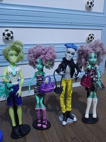 сколько стоит лабубу в баку: Monster High temalı kukla dəsti 2008 ilin var içindən hamısı biryerdə — 5