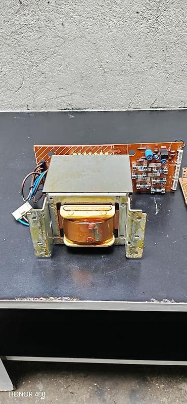 Orginal made in Malaysia SONY 425 watt çox böyük transvarmator — 2