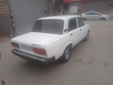 baqaj satilir: Model: Lada 2107 (VAZ 2107) Kuzov: sedan, 4 qapı Rəng: ağ Nömrə — 2