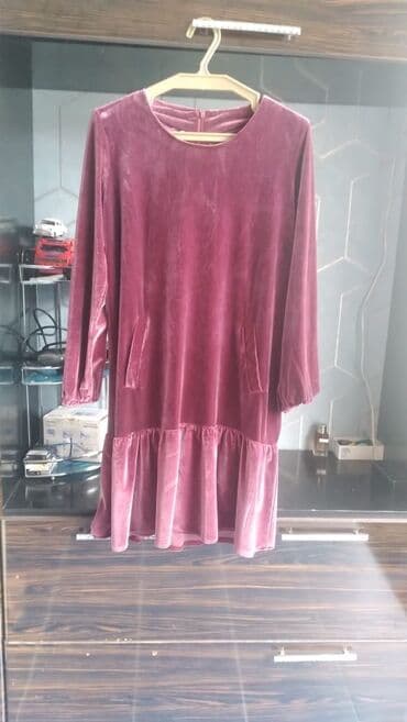 Vilur don 44 razmer 46 yada gedir 1.2 dəfə geyilib 15 manat