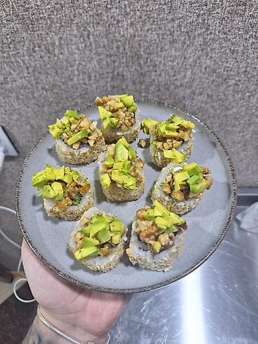 Otel, kafe, restoranlar: Suşi ustası, 28 yaş, 6 ildən artıq təcrübə — 10