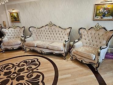 Divan dəsti 3000azn satılır İtaliya istehsalıdı təmiz ağacdandı 15000