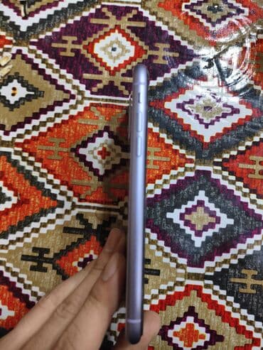 aiphone 6 plus: IPhone 11, 64 GB, Face ID — 5