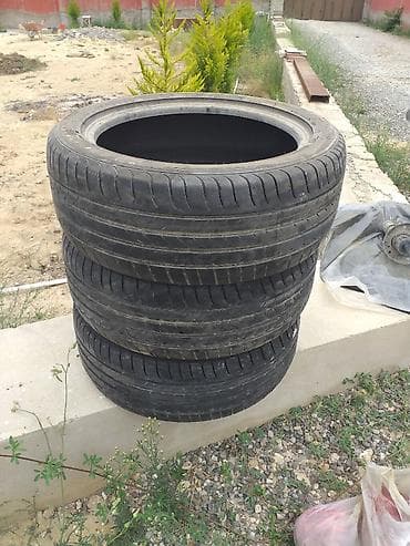 passat disk: İşlənmiş Şin GoodYear 215 / 50 / R 17 — 3