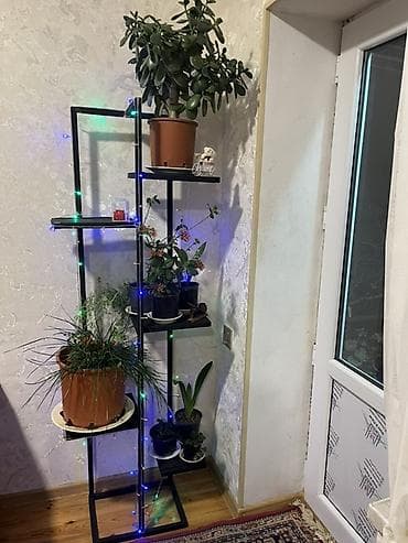 qarmaq nədir: Metall güllük/bitki stendi - Material: möhkəm metal konstruksiya, mat — 2