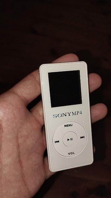 iphone 13 pro ucuz: Mahnı, video, səs yazmaq, oyun və bir neçə funksiyası var 4 gb yaddaş — 1