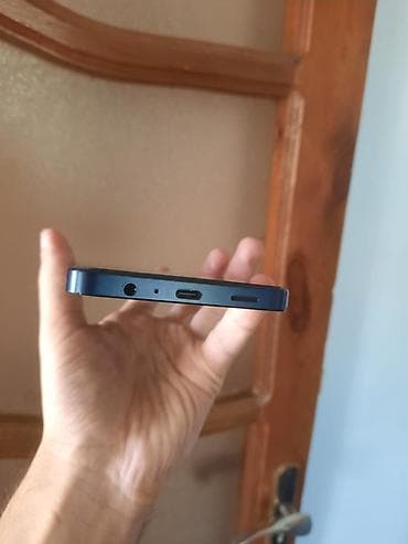 apple iphone 3g: Samsung Galaxy A06, 128 GB, rəng - Qara, Sensor — 7