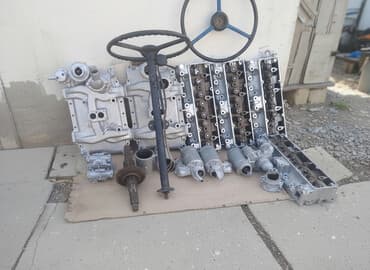 Müxtəlif avtomobil mühərriki və sükan hissələri təklif olunur. Dəstdə