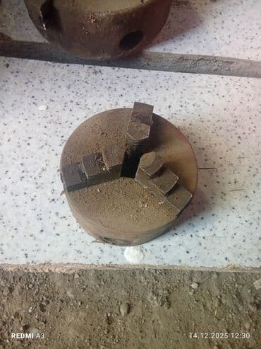 gəncə xalca: Torna patronları (çənələr) - Mexaniki torna dəzgahları üçün 3-çənəli — 4