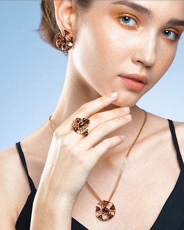 sirgalar qizil: Sırğa, Gümüş — 1