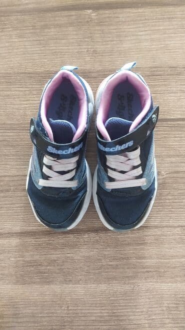 uşaq godəkcəsi: Krossovka, Qız üçün, 29 — 1