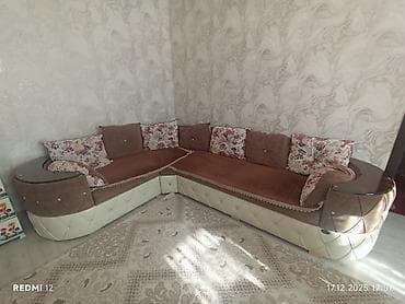 min bir xirdavat: AytenayDivan satılır 250 azn. Olcu 3/2 açılmır. Baza var. Unvan Hovsan — 1