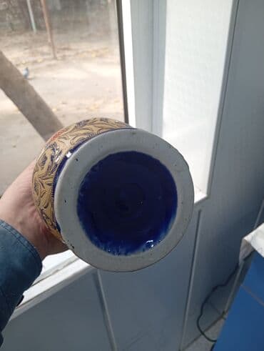 gul səbətləri: Bir vaza, Keramika — 4