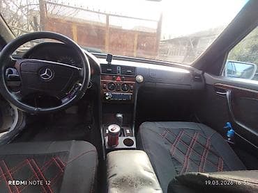 uaz 3303 satisi: 1995 1.8 aftamat yeni krasqadan cıxıb sənətlər qaydasında sığorta — 2