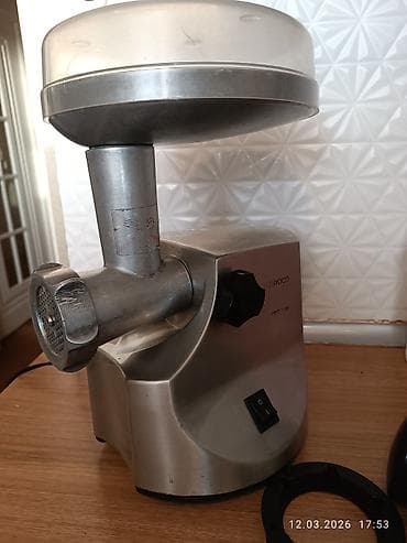 kabab setkası: Мясорубка Kenwood — 8